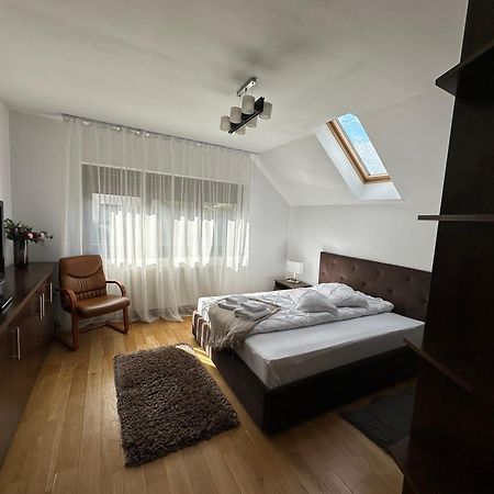 Jack Residence Buşteni Εξωτερικό φωτογραφία