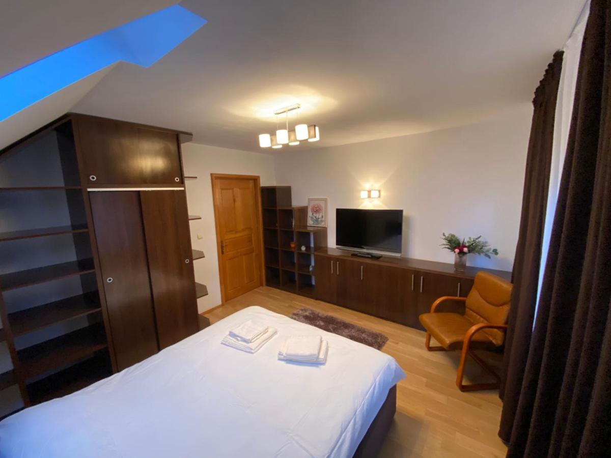 Jack Residence Buşteni Εξωτερικό φωτογραφία