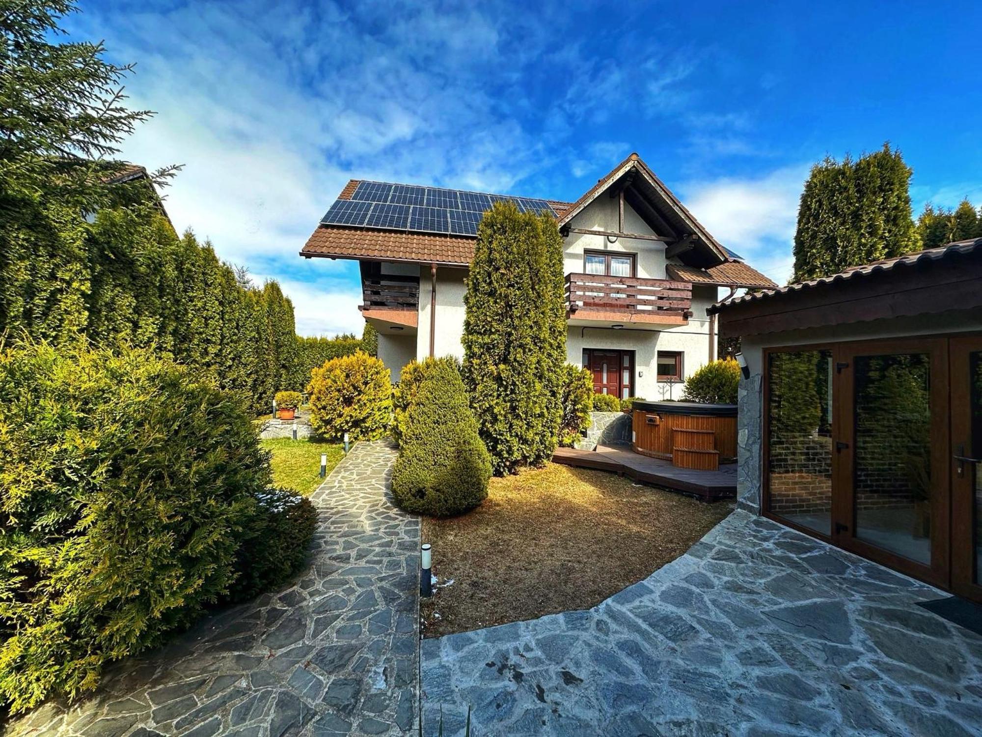 Jack Residence Buşteni Εξωτερικό φωτογραφία